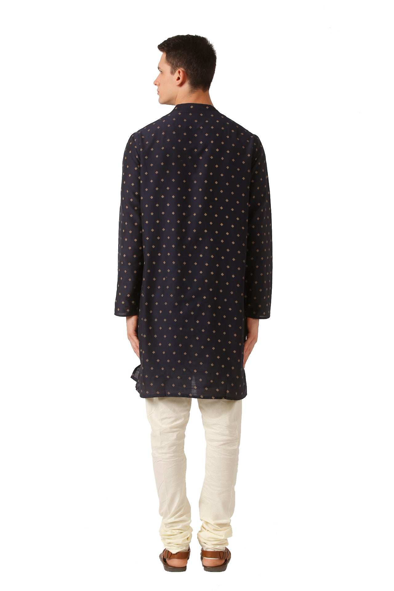 In-Sattva Men's Mandarin Collar Micro Dobby Fine Print Mid-Length Kurta Tunic Navy Blue