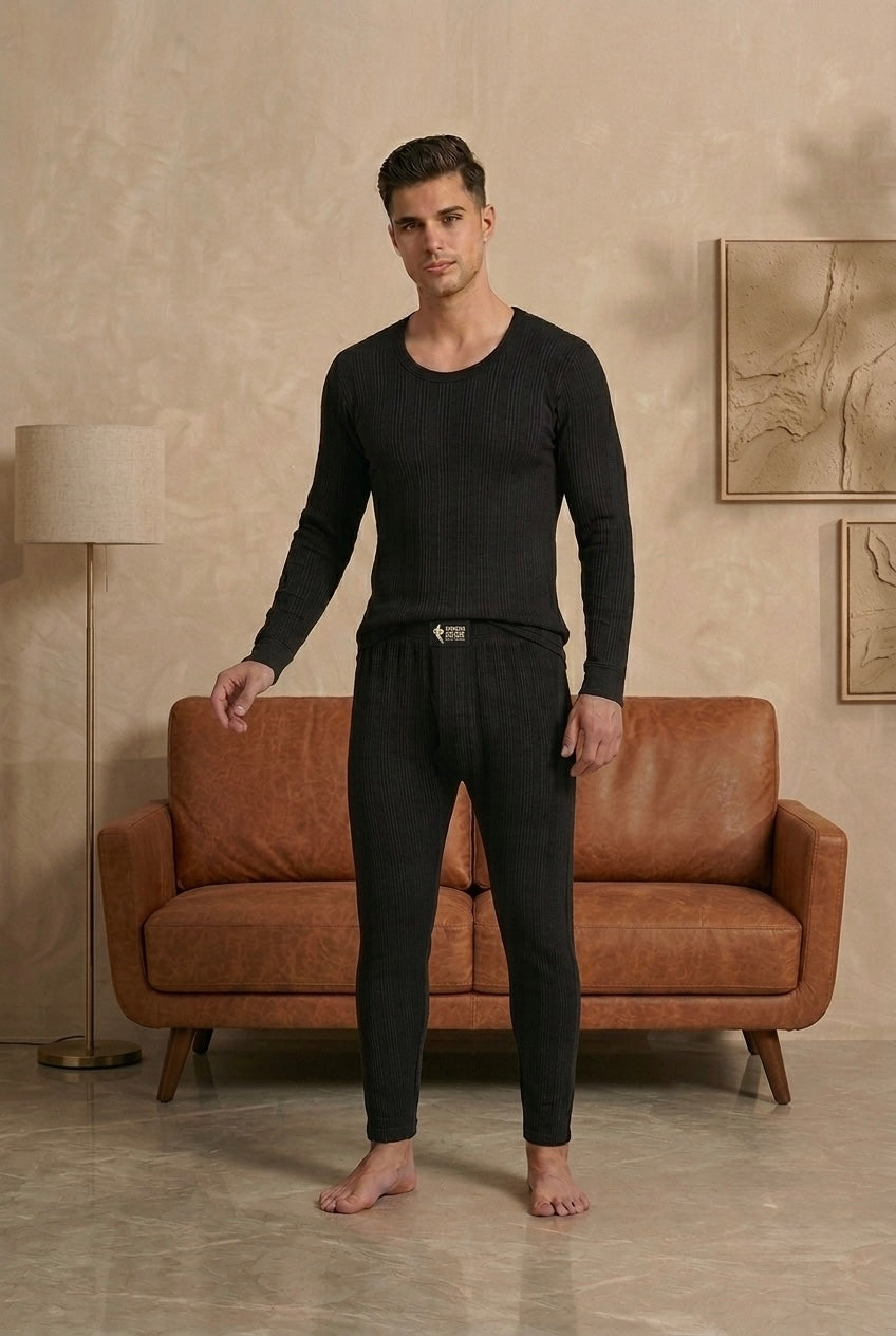 MG_Mens_Thermal_Black_Flatlay_2