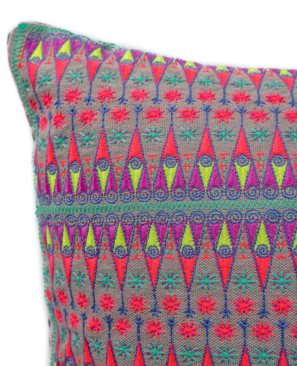 In-Sattva Multi-color Contemporary Embroidered Cushion Cover and Pillow 20 X 20