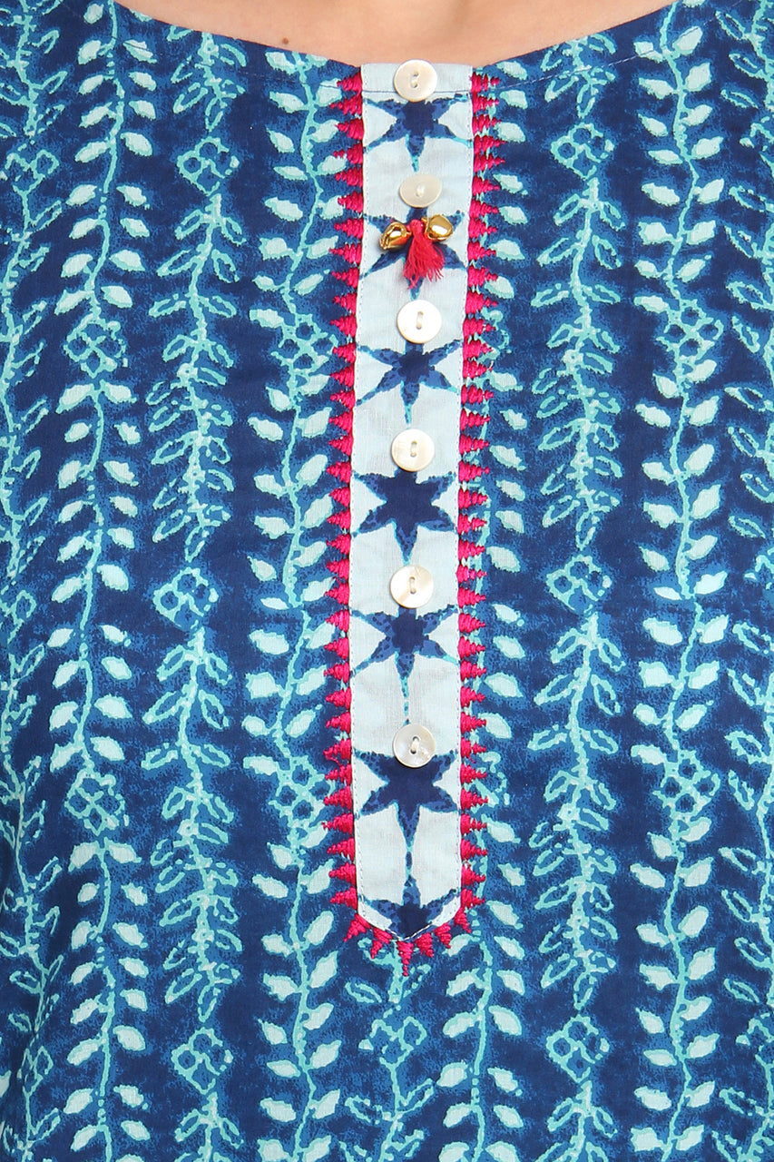 Kurta Tunic Women's Indian Pure Cotton Leaf Print - Garment details | In-Sattva