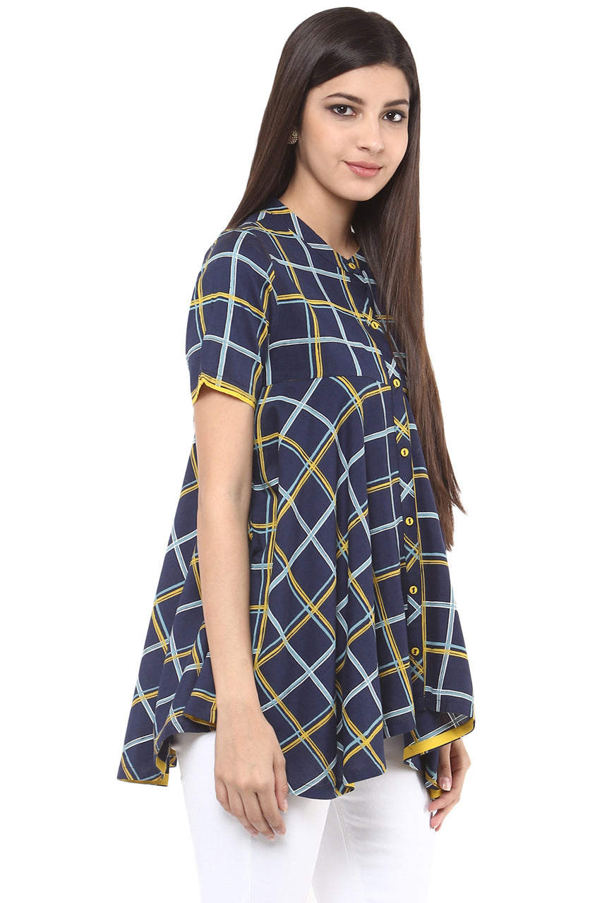 Exclusive Checkered Print In-Sattva Top Tunic - Side right