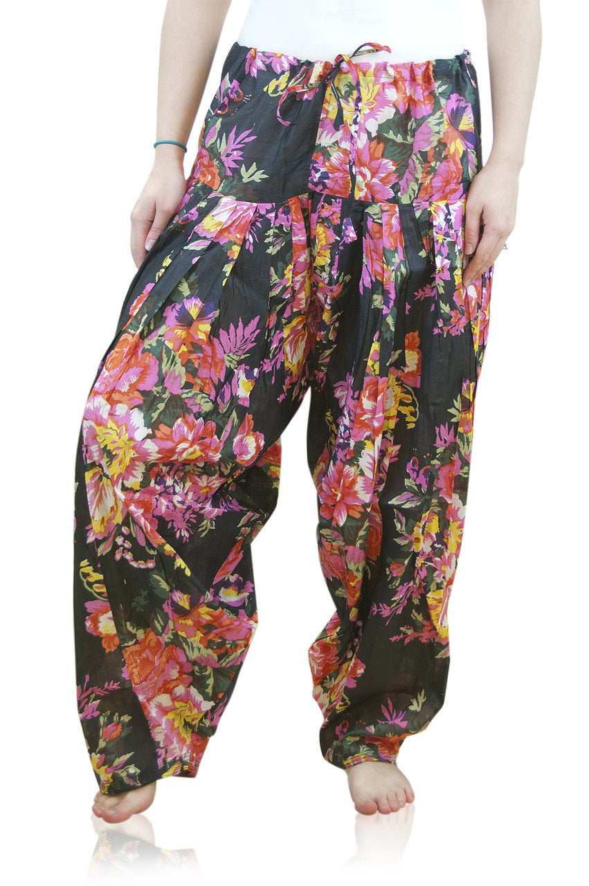 Indian Clothing Women's Full Length Patiala Dancer Pants Black Floral Print, with Scarf åäÌÝÌÕ Front
