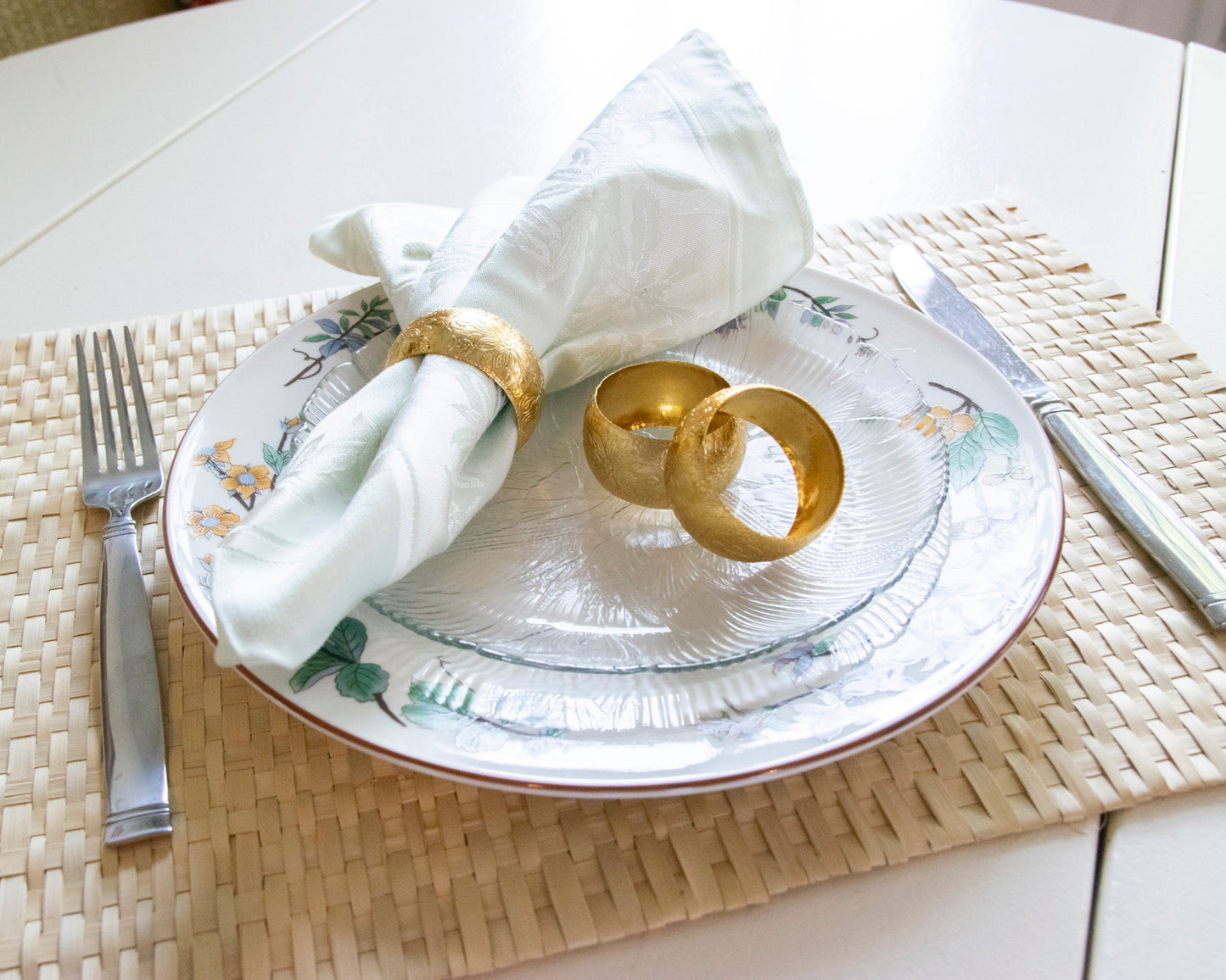 Handmade Napkin Rings: Floral Engraved Metal | In-Sattva