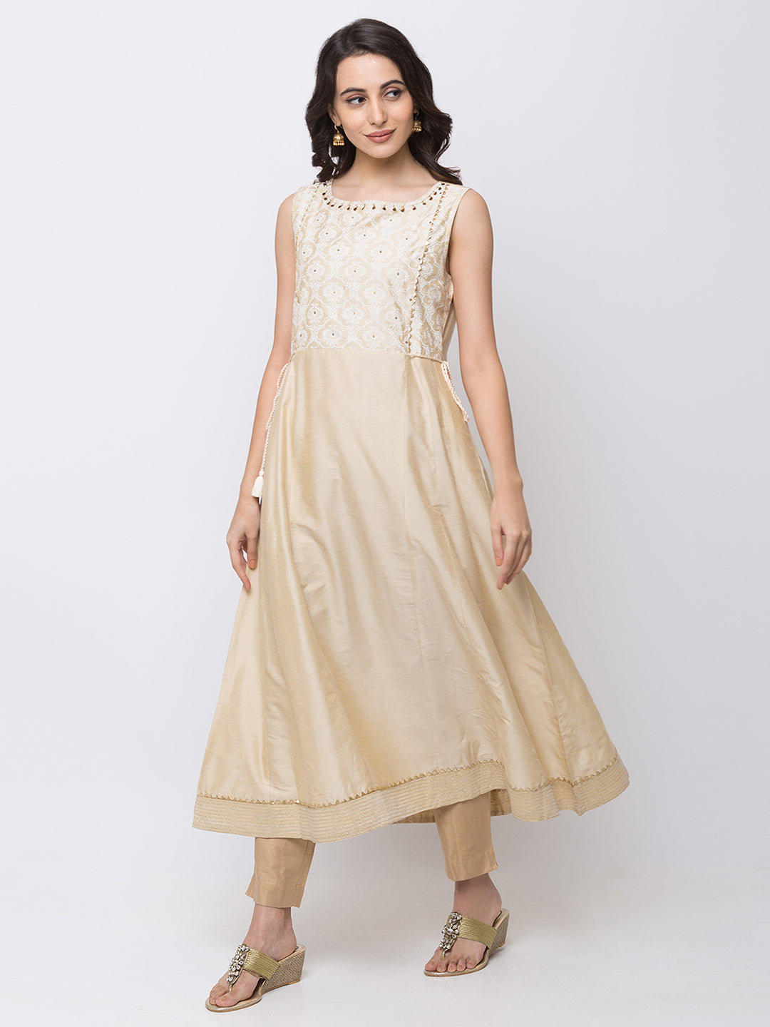 In-Sattva Women's Beige & White Silk Kurta with fit & flare shape & silk fabric, product photo 5