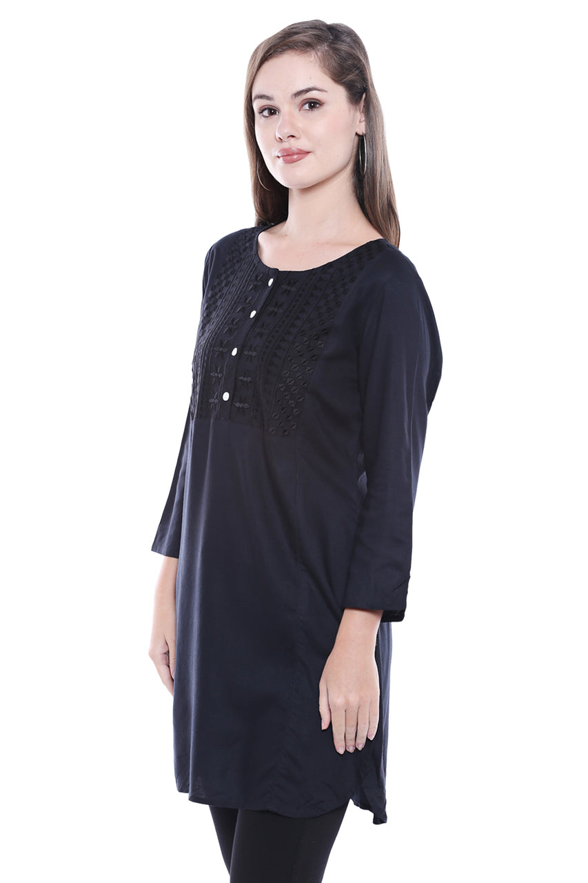 In-Sattva Women's Black Short Kurta Tunic, side view 2