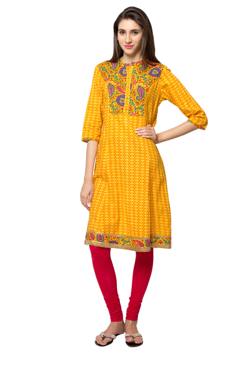 In-Sattva Women's Diamond Print Kurta - Paisley Print - Yoke Detail, front view