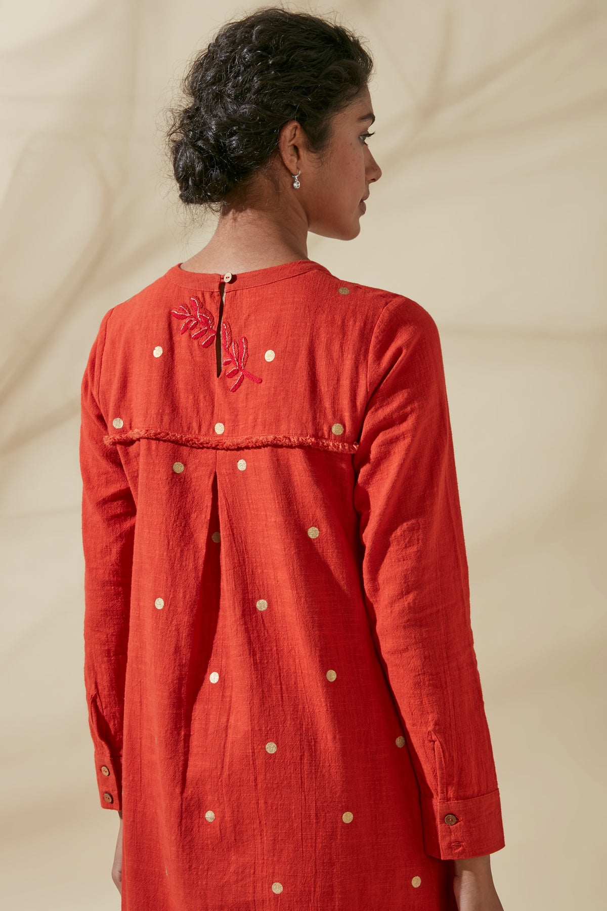 In-Sattva Women's Gold Pure Cotton Tunic Top, product photo 2