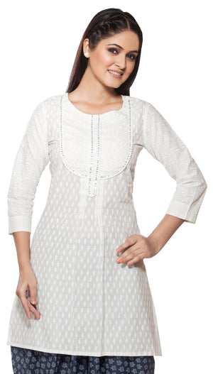 In-Sattva Women's Off-White Long Kurta - Sequin Accents with neckline detail, front view