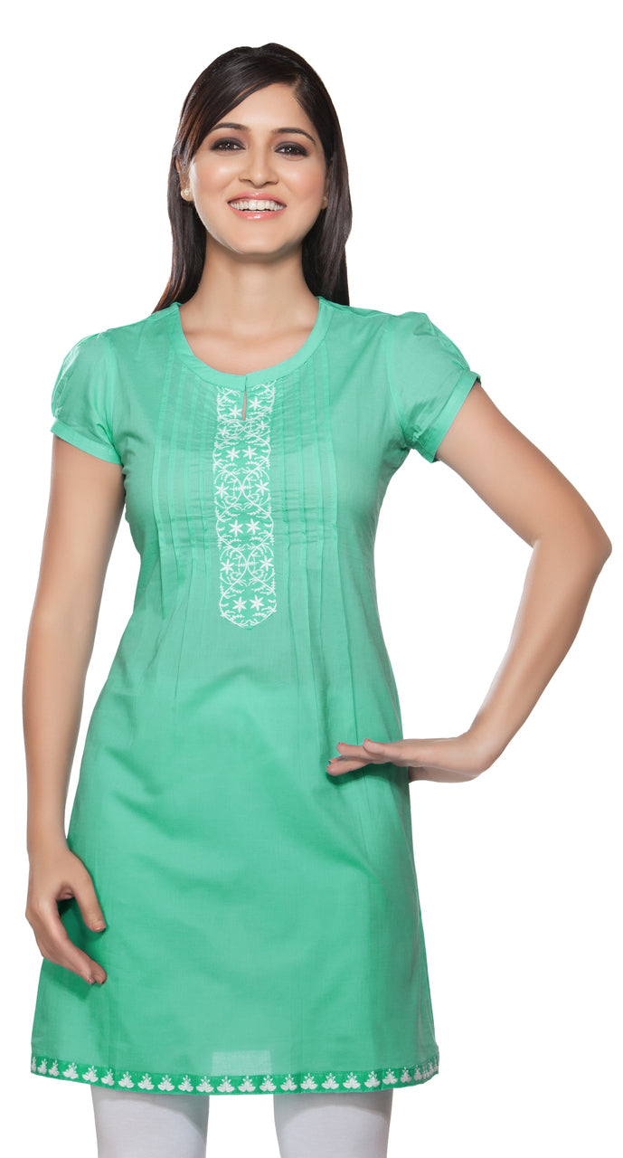 In-Sattva Women's Turquoise Long Kurta with round neck, front view