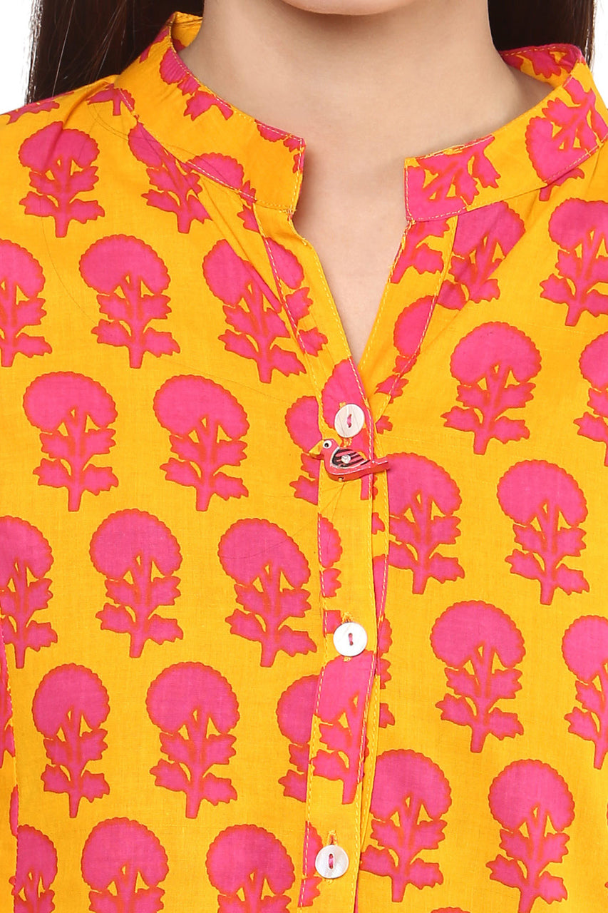 In-Sattva Women's Yellow Floral Print Kurta - Cotton, product photo 2