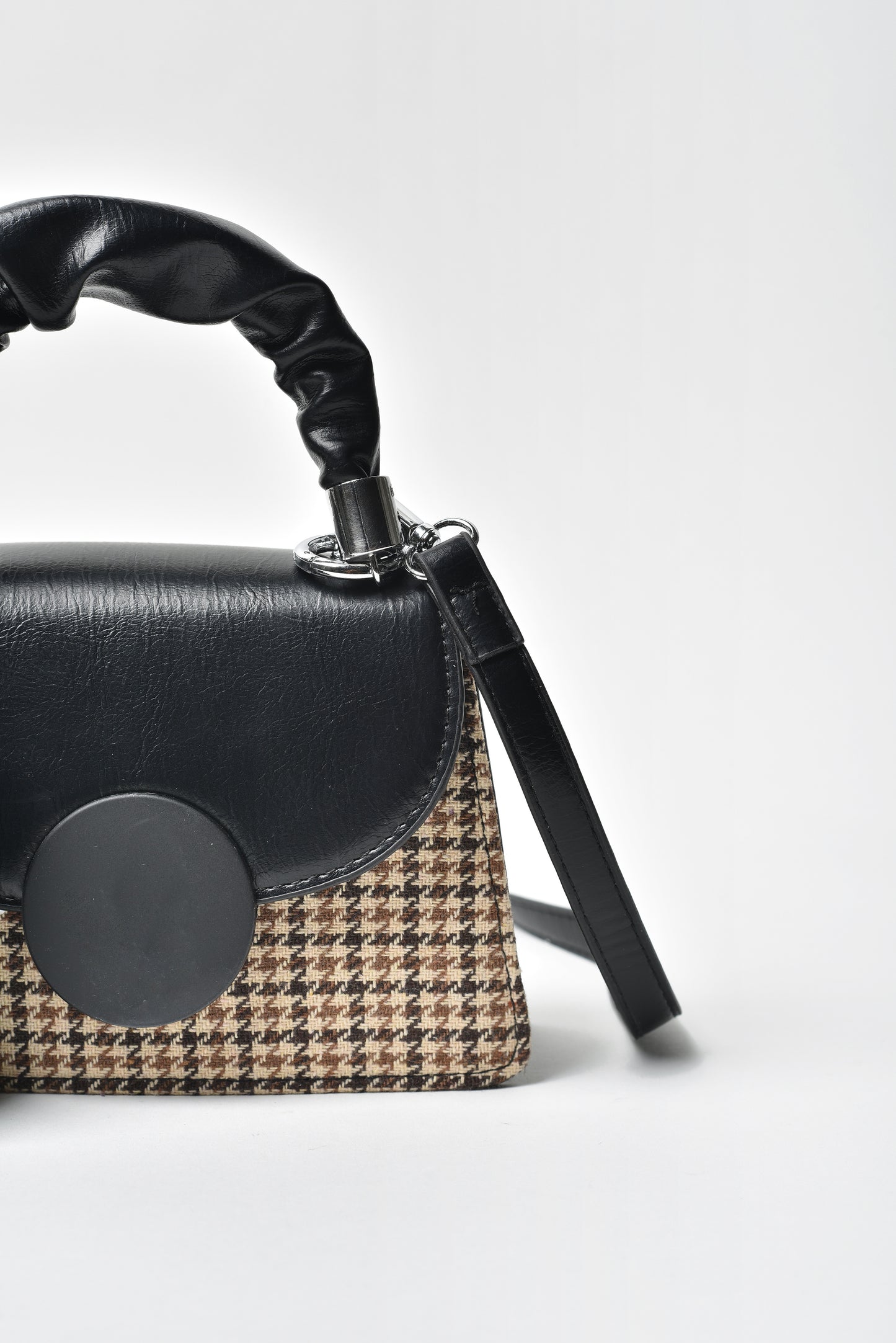 Jove Women's Houndstooth Crossbody