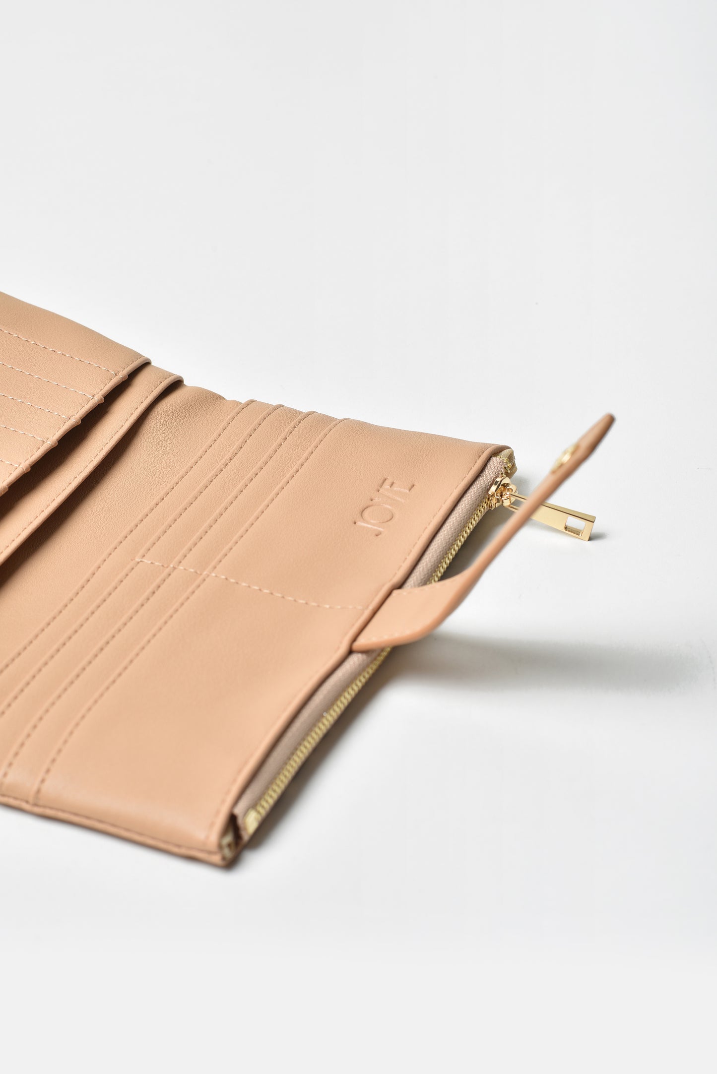 Jove Women's Snakeskin Clutch