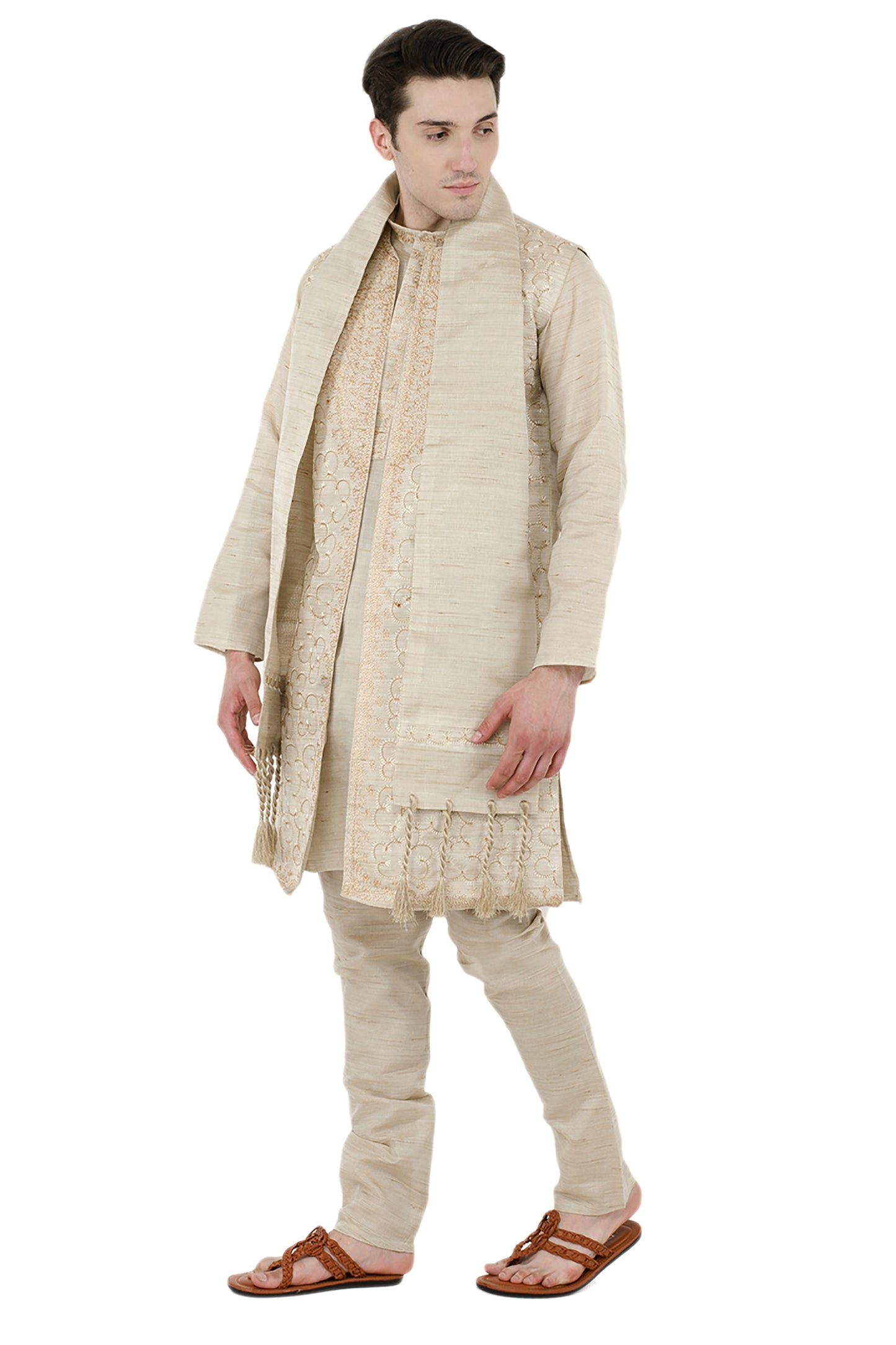 In-Sattva Men's Indian Four-Piece Ensemble Elegant Embroidered Kurta Tunic Pajama Off White