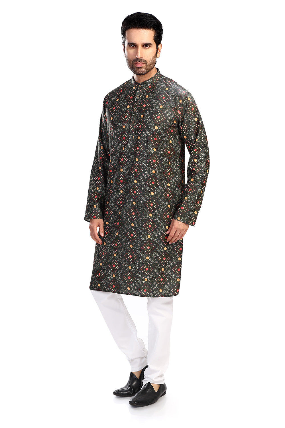 Men's artisan green folk-print cotton knee-length kurta, side view.