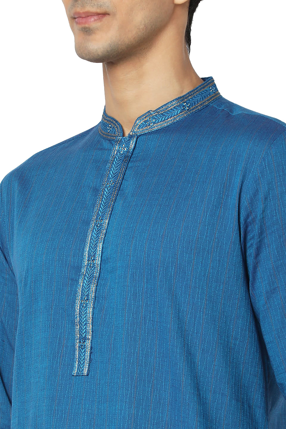 Men's blue embroidered cotton knee-length kurta style 2, back view.