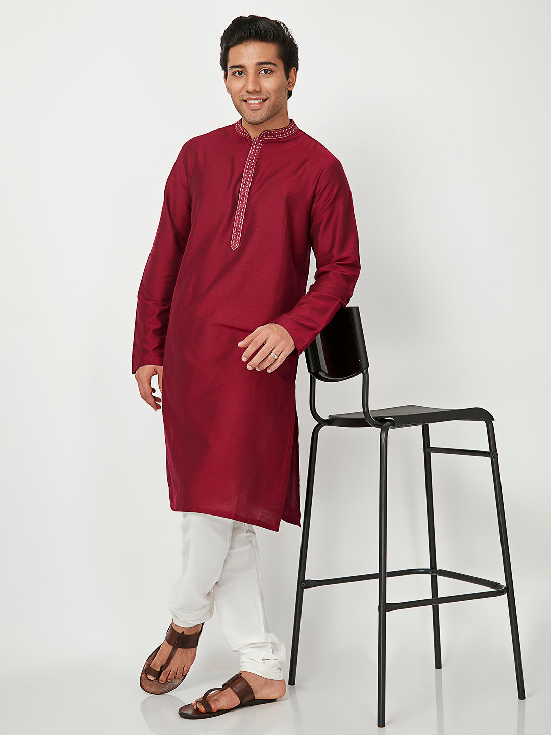 Men's embroidered cotton band collar knee-length kurta, close-up detail.