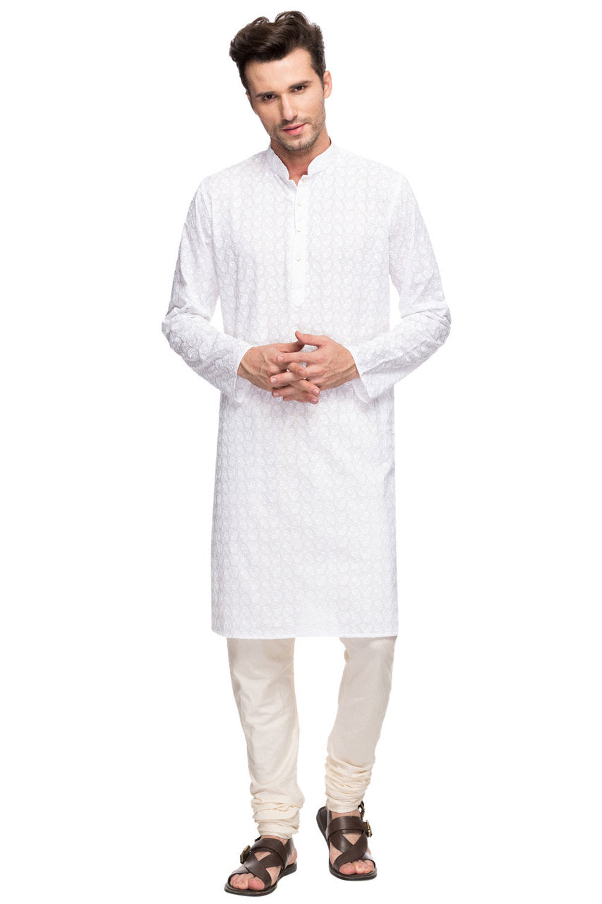 Men's embroidered cotton band collar knee-length style 4, back view.