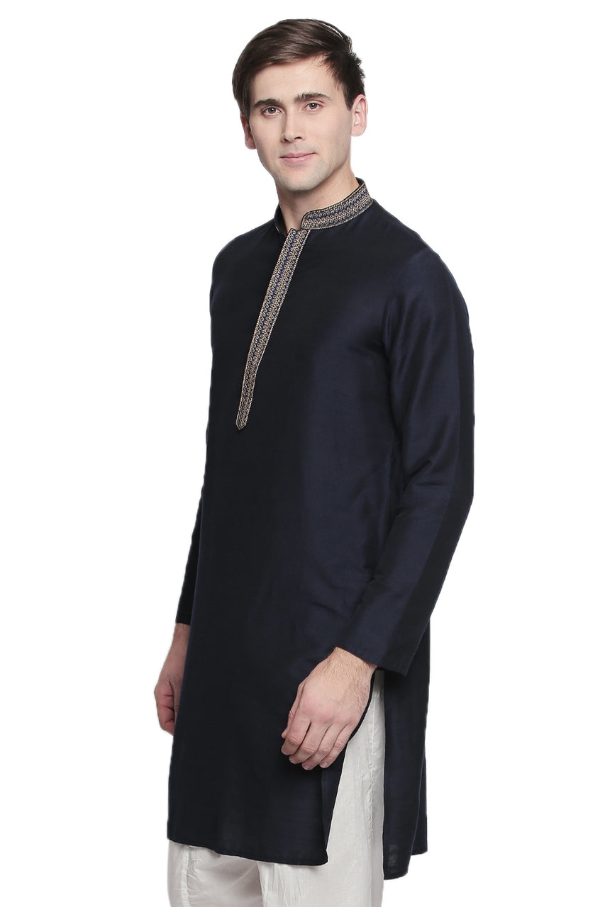 Men's embroidered cotton blend knee-length kurta style 3, close-up detail.