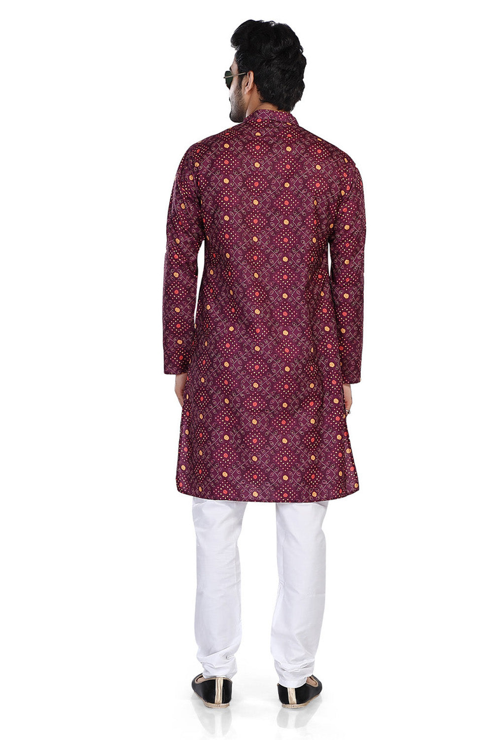 Men's folk-print cotton mandarin collar style 2, side view.