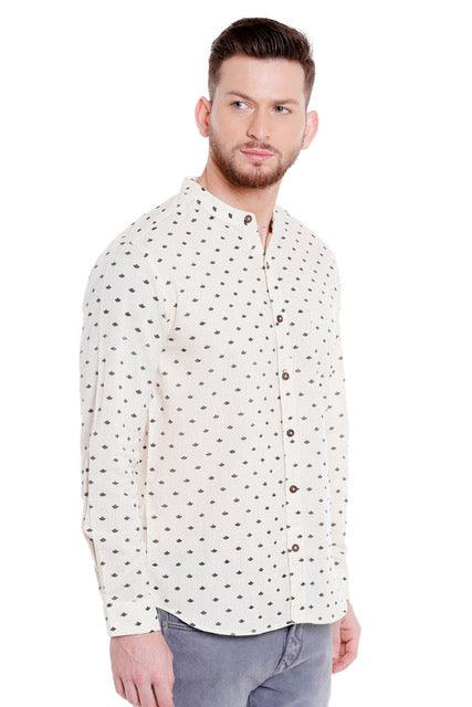 Side view of Shatranj men's Indian leaf-print cotton hip-length kurta shirt