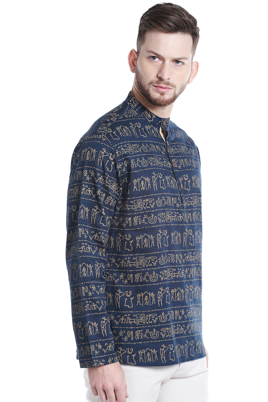 Side view of Shatranj men's navy Warli-print cotton hip-length kurta tunic