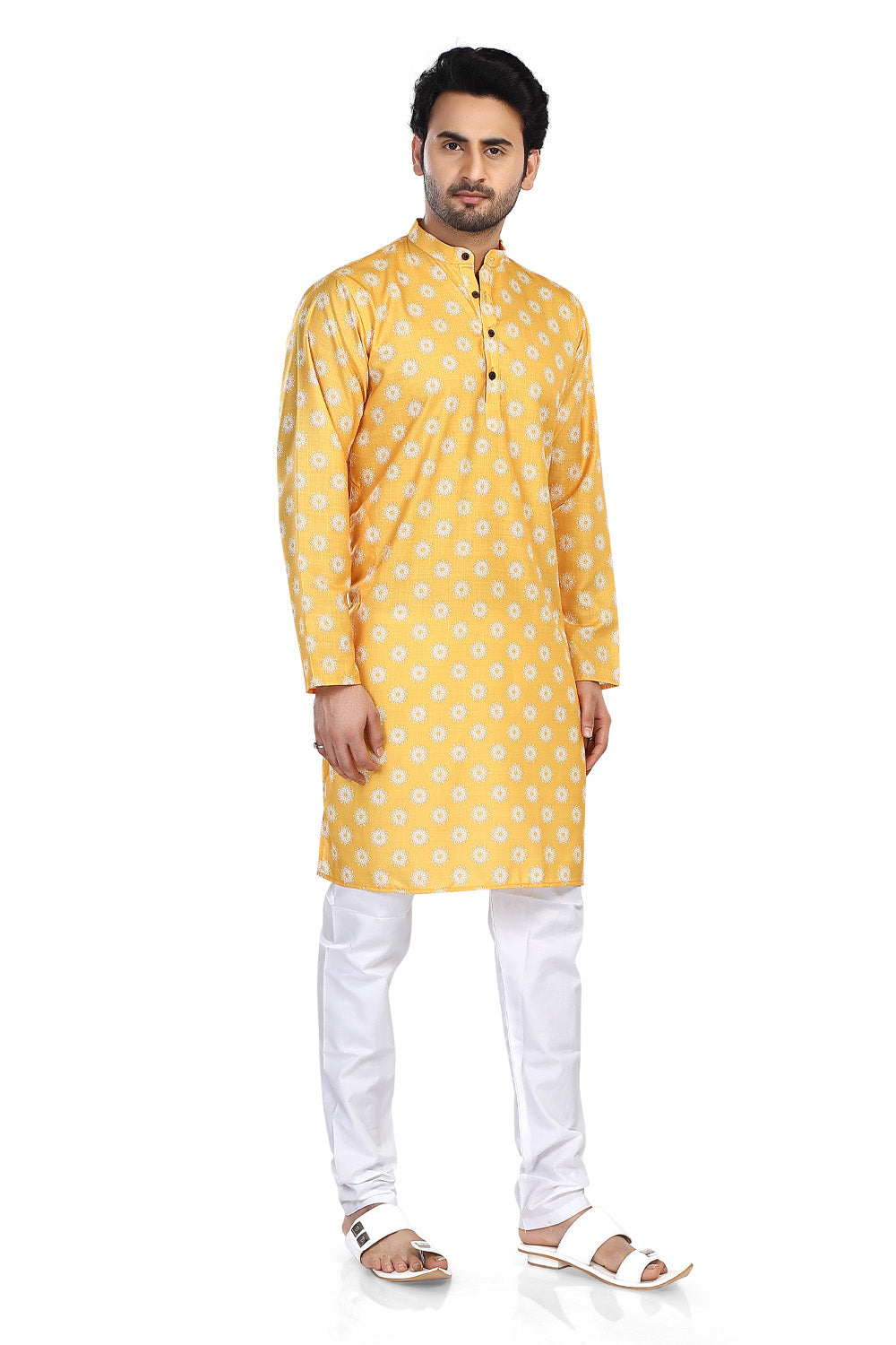 Men's yellow folk-print cotton knee-length kurta style 2, alternate side view.