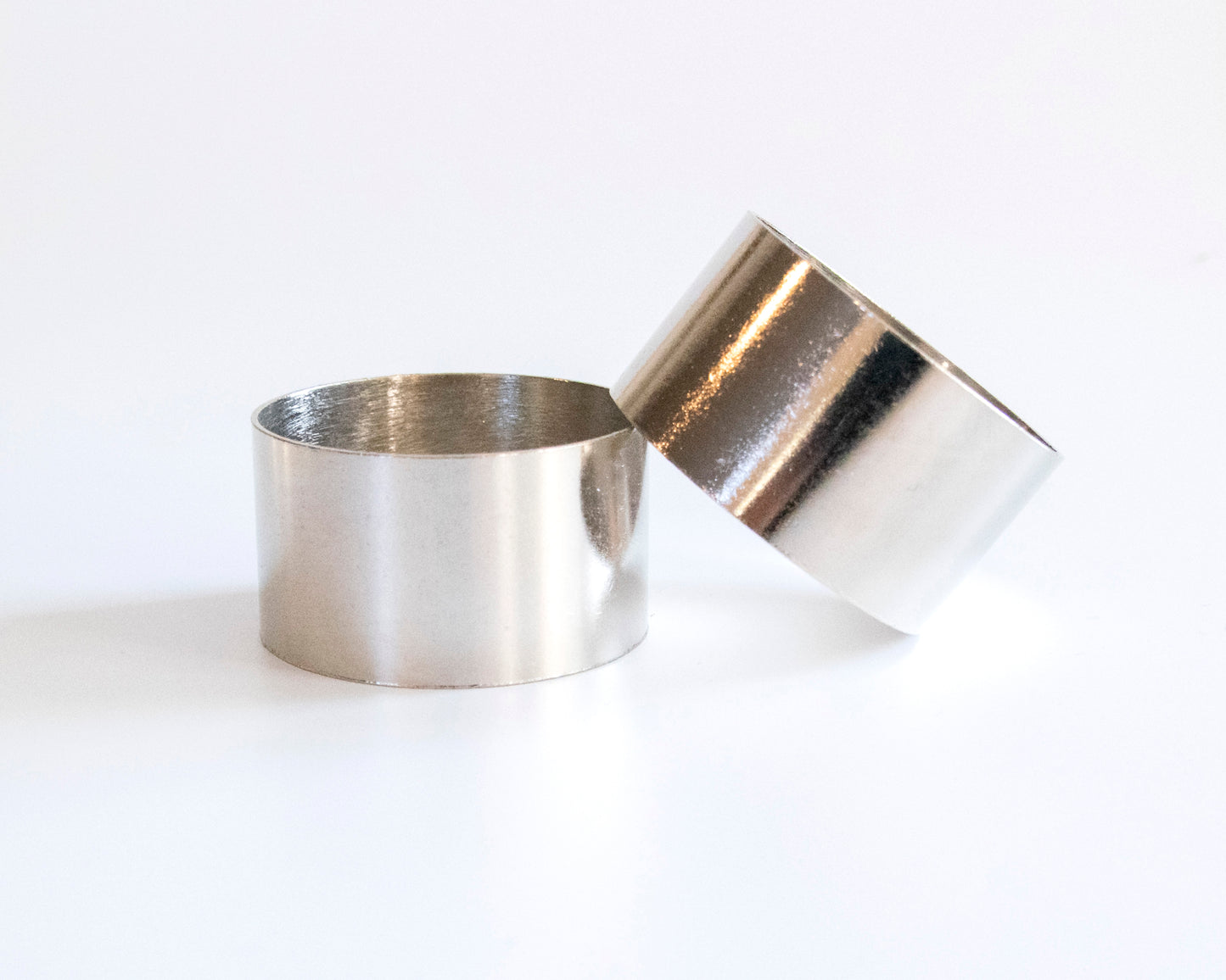 Handmade Napkin Rings: Classic Collection - Silver Metal | In-Sattva