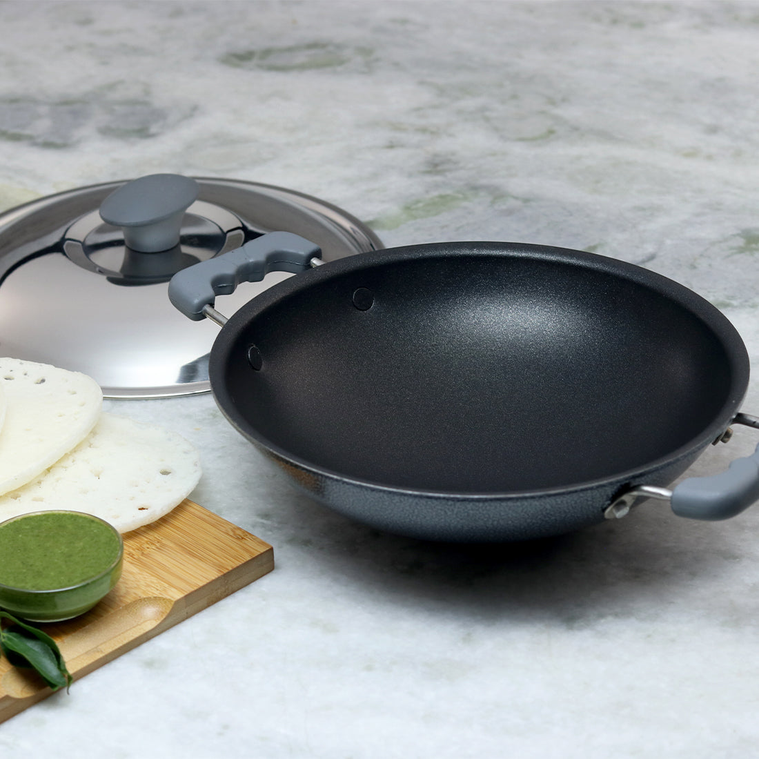 Wonderchef Non-Stick Aluminum Appachetty with Stainless Steel Lid For Appam and Crepes, 22cm, Black