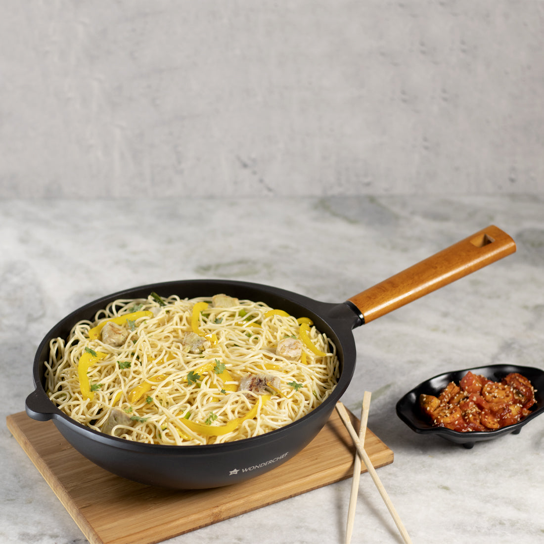Wonderchef Die Cast Non-Stick Aluminum Wooden Handle Stir Fry Wok, 28cm, Black