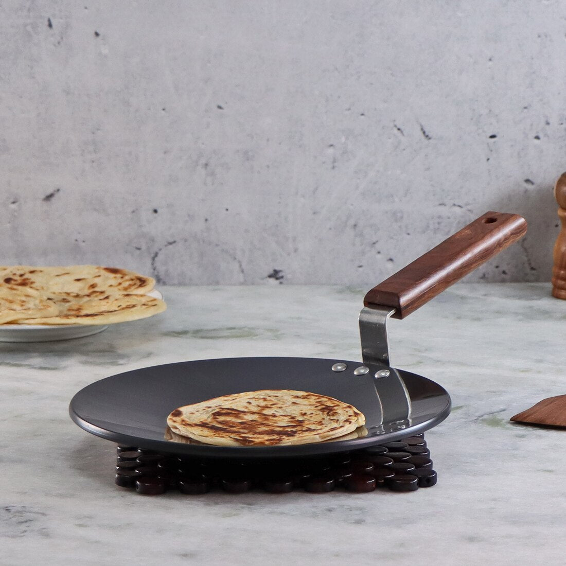 Wonderchef Ebony Anodized Roti Naan Bread Tawa Griddle Pan Pure Grade Aluminum PFOA-Free, Black, 25cm, 28cm, alternate product view 8
