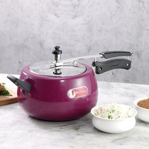 Wonderchef Regalia Induction Base 5-Liter Pressure Cooker with Inner Lid, lifestyle view