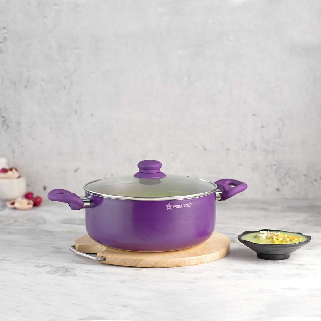 Wonderchef Royal Velvet Non-Stick PFOA-Free Aluminum Casserole with Lid, Violet, alternate product view 2